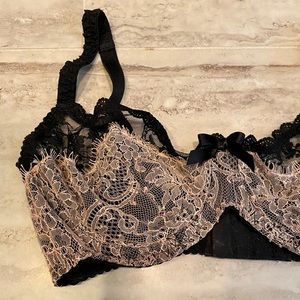 Agent Provocateur Intimates & Sleepwear - Agent Provocateur Black & Pink Lace Bralette Agent Provocateur Intimates & Sleepwear - Agent Provocateur Black & Pink Lace Bralette